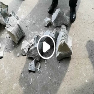 青石破碎機(jī)試機(jī)視頻_雙齒輥破碎機(jī)視頻