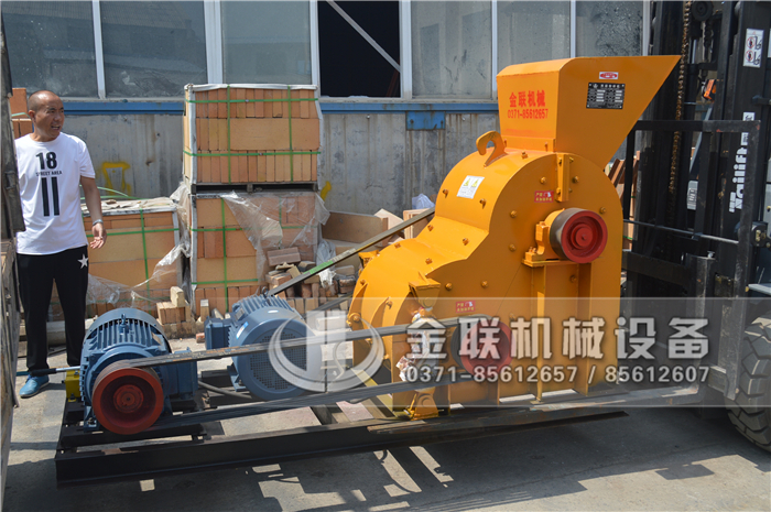 哪個(gè)廠家煤矸石粉碎機(jī)優(yōu)勢(shì)多，購(gòu)買一臺(tái)需要多少錢？