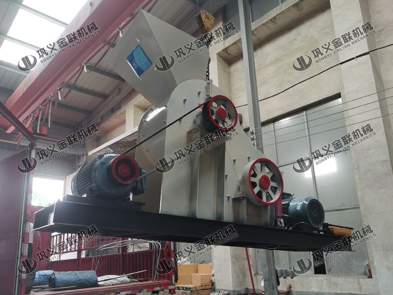 大型煤炭粉碎機(jī)的產(chǎn)量是多少，是怎么來(lái)粉碎煤炭的？