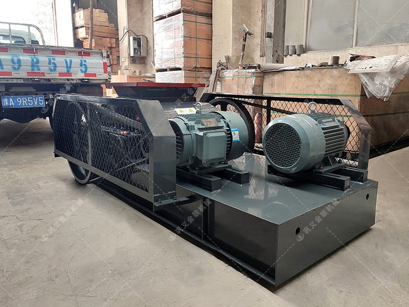 雙齒輥破碎機(jī)在使用過程中要如何維護(hù)保養(yǎng)？