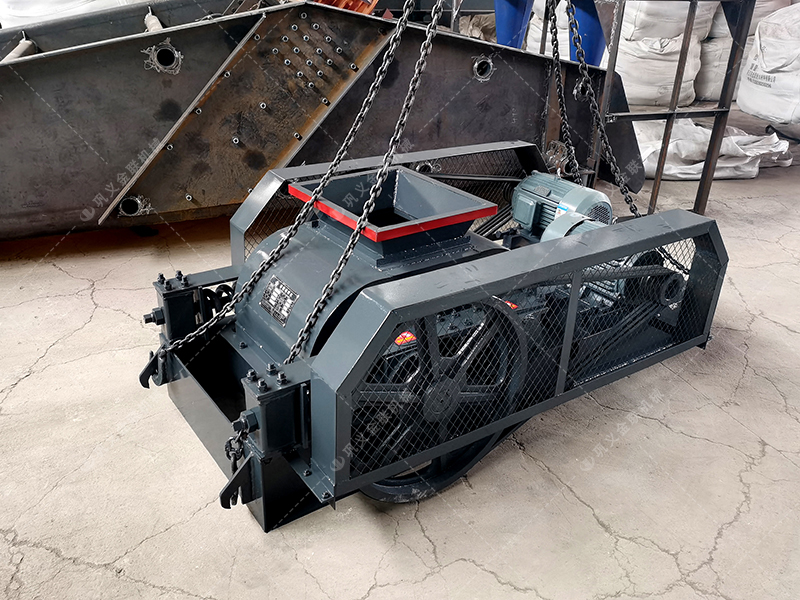 對(duì)輥制砂機(jī)時(shí)產(chǎn)10噸的可選型號(hào)有哪些？