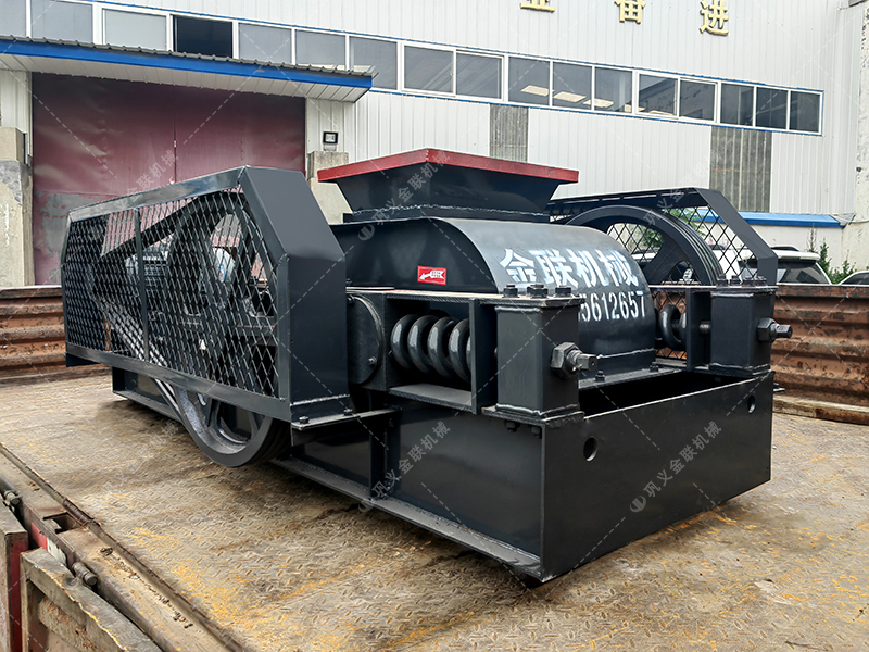 2PG400X250小型對(duì)輥破碎機(jī)發(fā)貨圖片_發(fā)往江蘇蘇州_破碎硅鐵 2PG400X250小型對(duì)輥破碎機(jī)發(fā)貨圖片_發(fā)往江蘇蘇州_破碎硅鐵