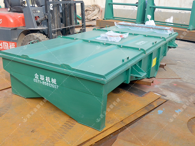 1535兩層直線(xiàn)振動(dòng)篩發(fā)貨圖片_發(fā)往吉林長(zhǎng)春_篩石英砂 1535兩層直線(xiàn)振動(dòng)篩發(fā)貨圖片_發(fā)往吉林長(zhǎng)春_篩石英砂