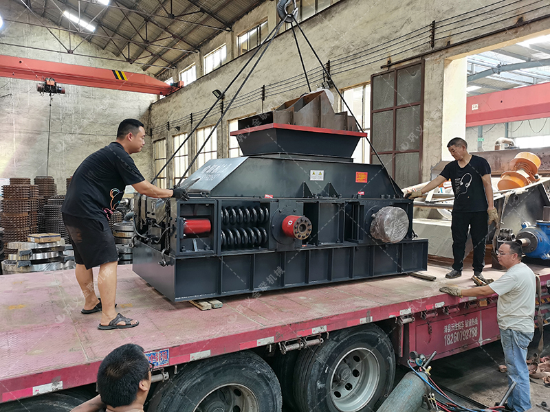 什么礦石制砂好？選對輥制砂機(jī)破碎怎么樣？