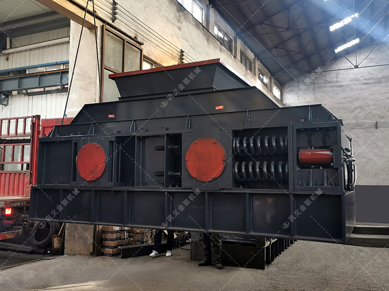 青石可以制砂嗎？時(shí)產(chǎn)150噸青石用什么型號(hào)打砂機(jī)？